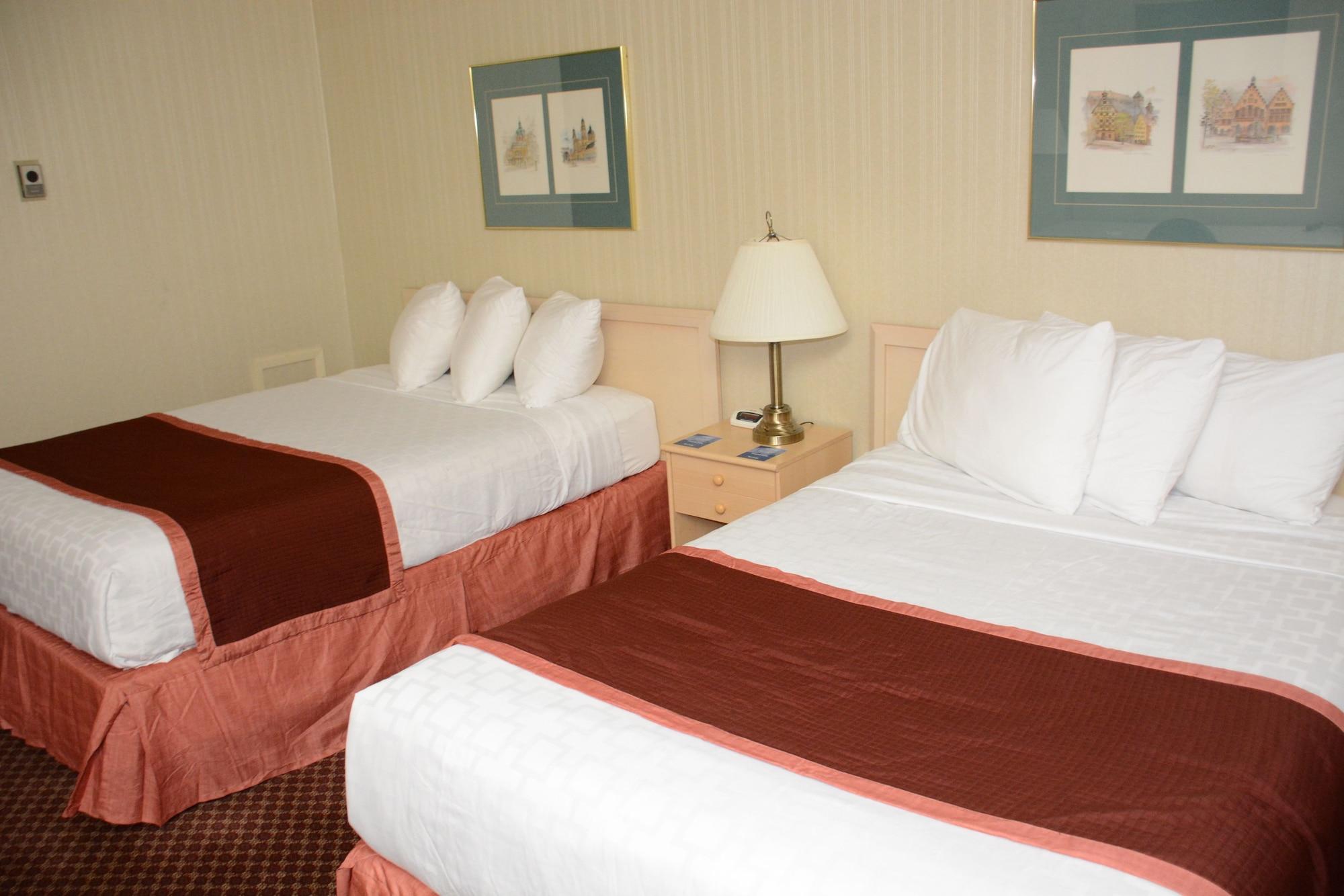 Travelodge By Wyndham Lethbridge Buitenkant foto