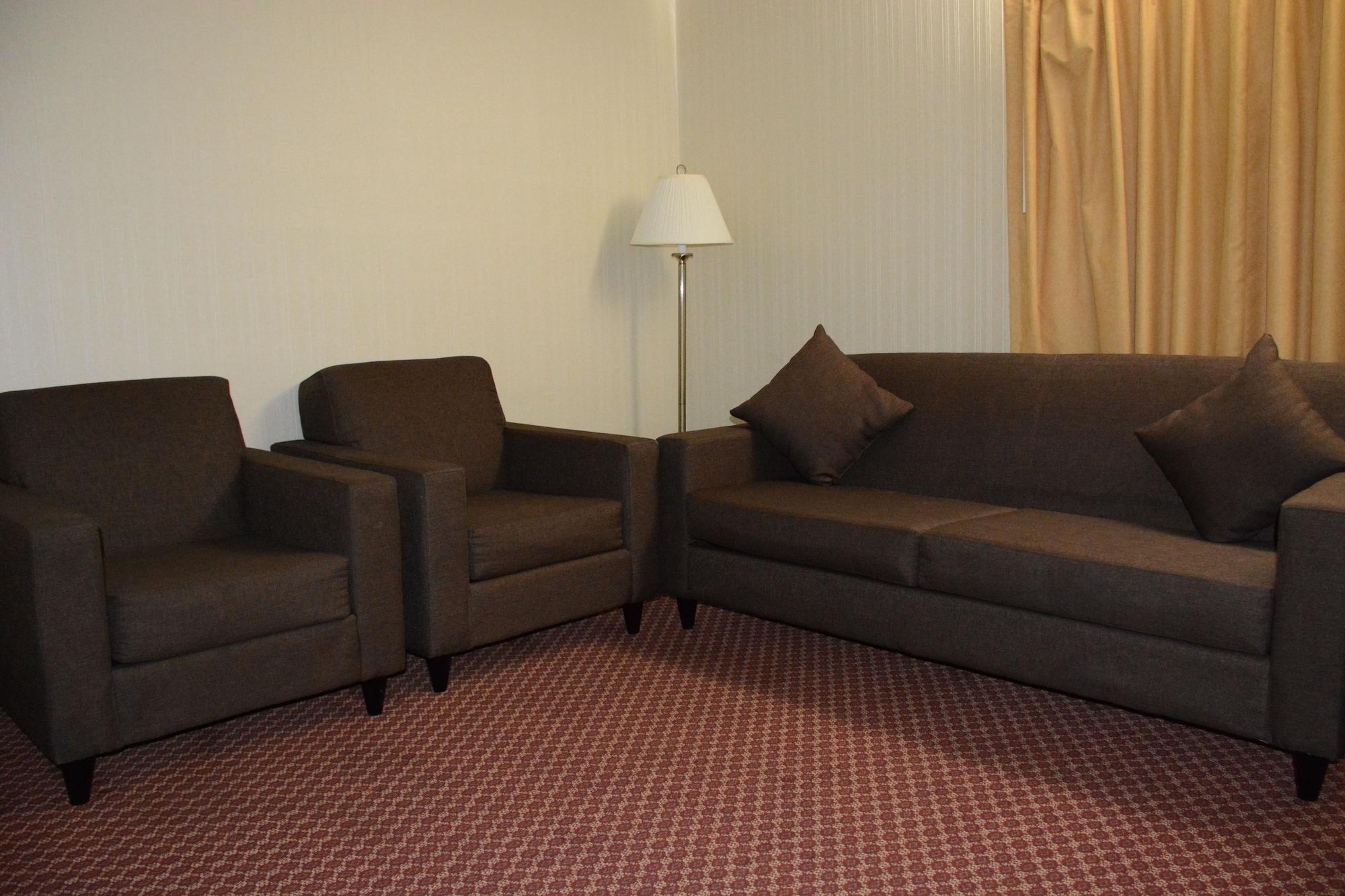 Travelodge By Wyndham Lethbridge Buitenkant foto