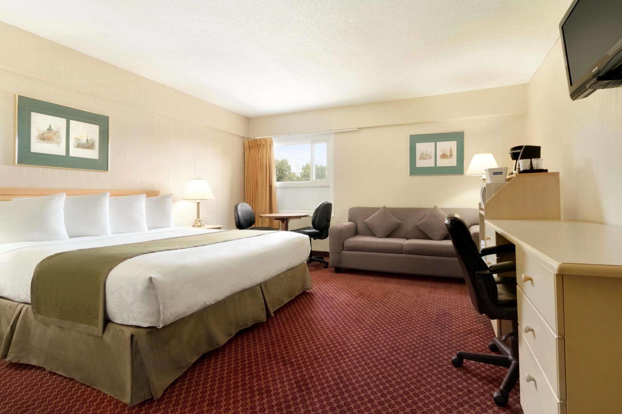 Travelodge By Wyndham Lethbridge Buitenkant foto