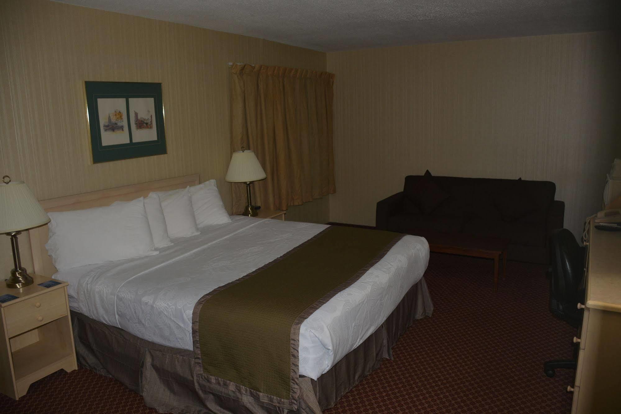 Travelodge By Wyndham Lethbridge Buitenkant foto